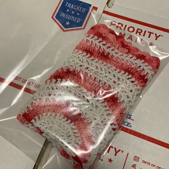 Crocheted Doily Pink and white Handmade - Picture 6 of 6